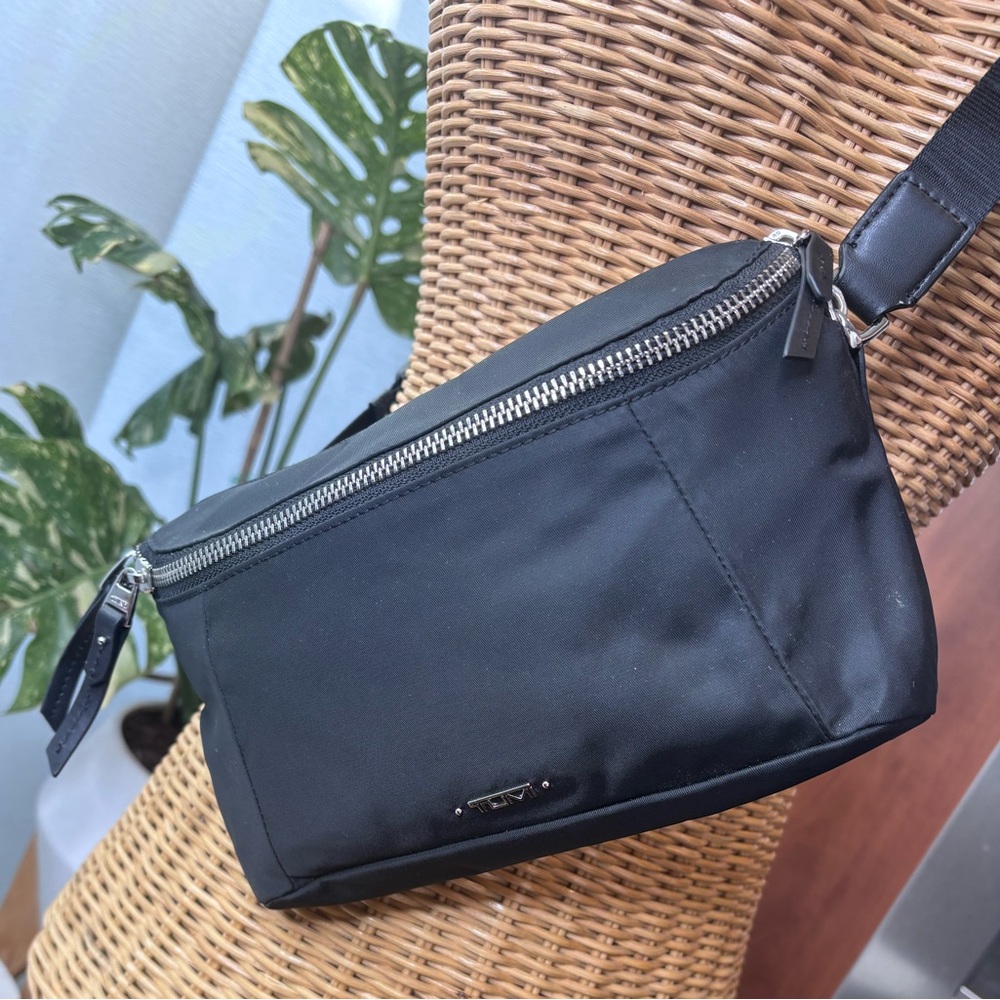 Tumi Voyageur Ruma nylon crossbody bag fanny pack